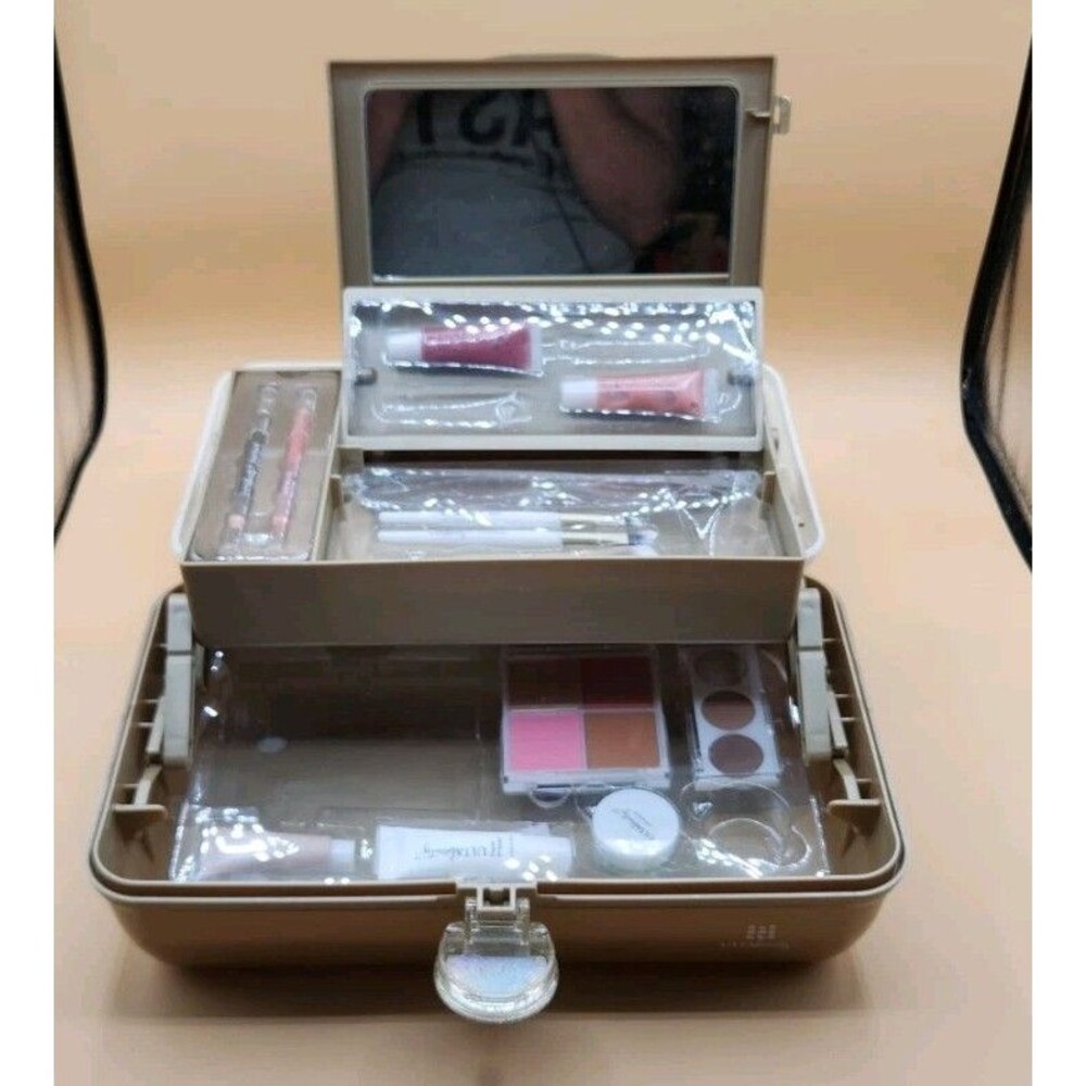 Ulta Beauty Caboodle Edition Cream and Gold Glitter with new makeup
